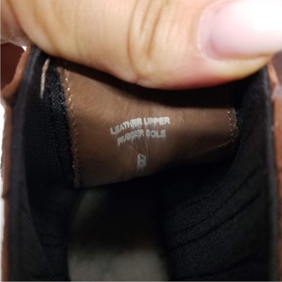 Ugg Western Leather Boots - Picture 11 of 11